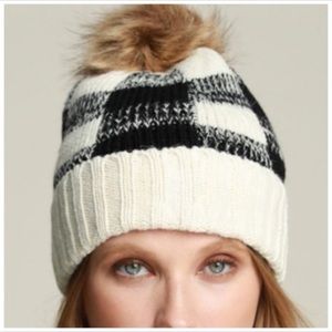 FUR LINED | Ivory plaid faux fur Pom beanie